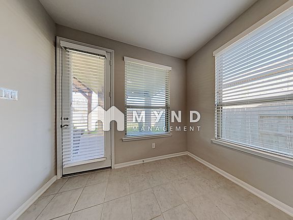 5th image of 622 San Madina Ct