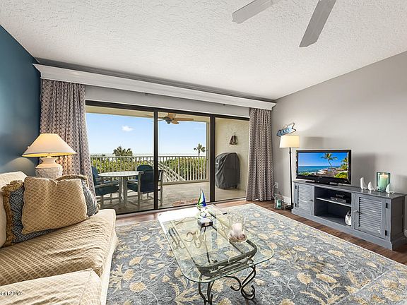 3rd image of 555 Harrison Ave APT 202