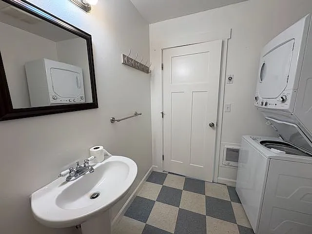 1 bed, 375 sqft, $1,325 — Photo 4