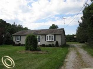 7104 Imlay City Rd, Clyde, MI 48049