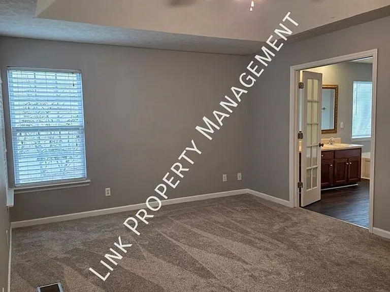 6383 Rim Crest Ln — Photo 20