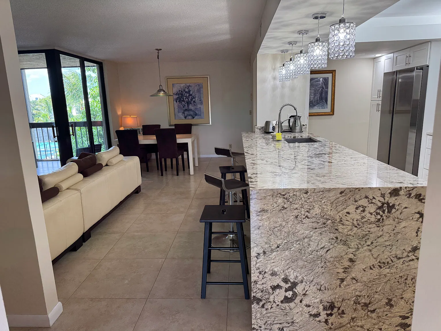 2 bed, 1175 sqft, $4,000 — Photo 2