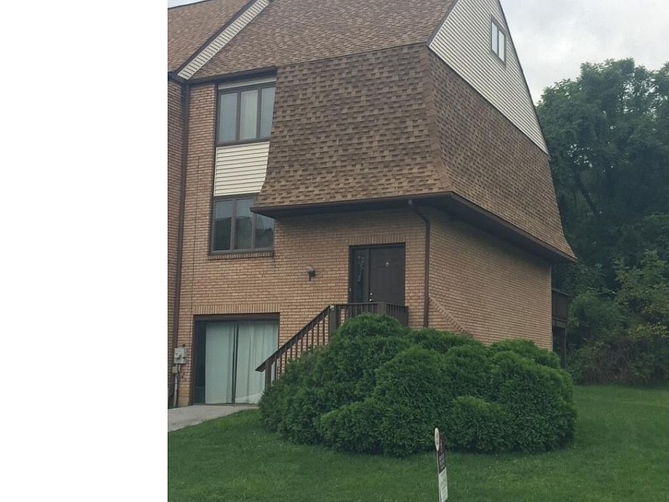 2nd image of 1545 Villa Rd