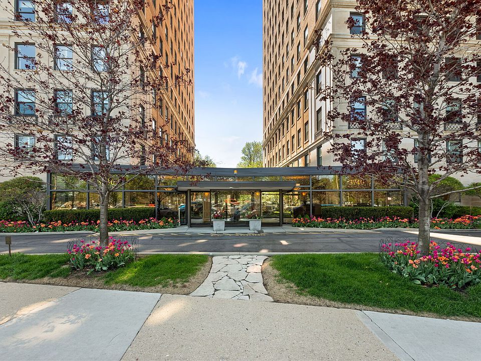 1st image of 3730 N Lake Shore Dr APT 11A