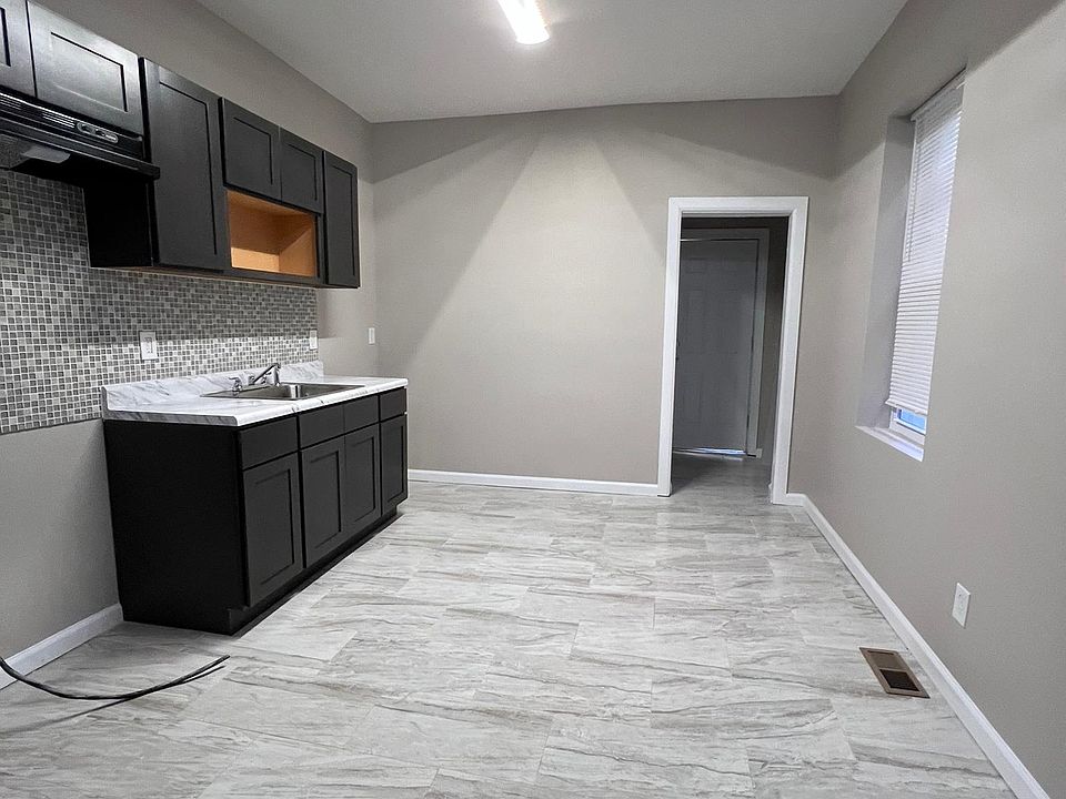 1st image of 1732 N Wilton St #1