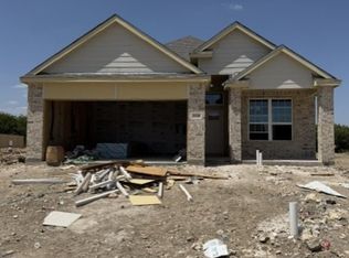 1136 Runway Rd, Fort Worth, TX 76131