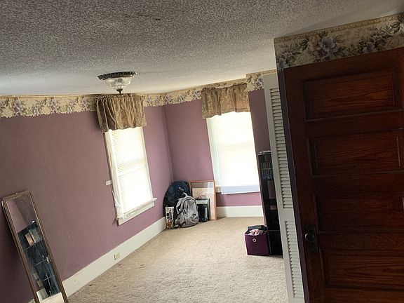 4th image of 1156 Villa Sites Ave