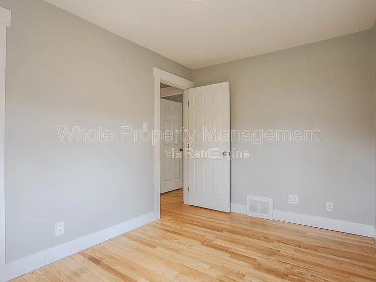 1939 Verbena St — Photo 27