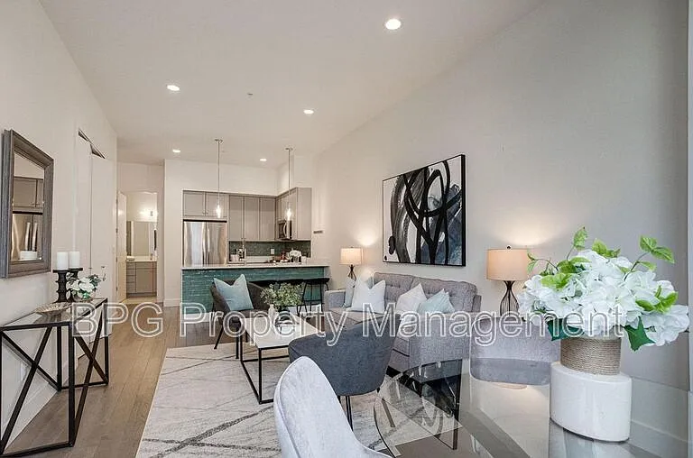 3227 Sherman Ave NW #1 — Photo 1