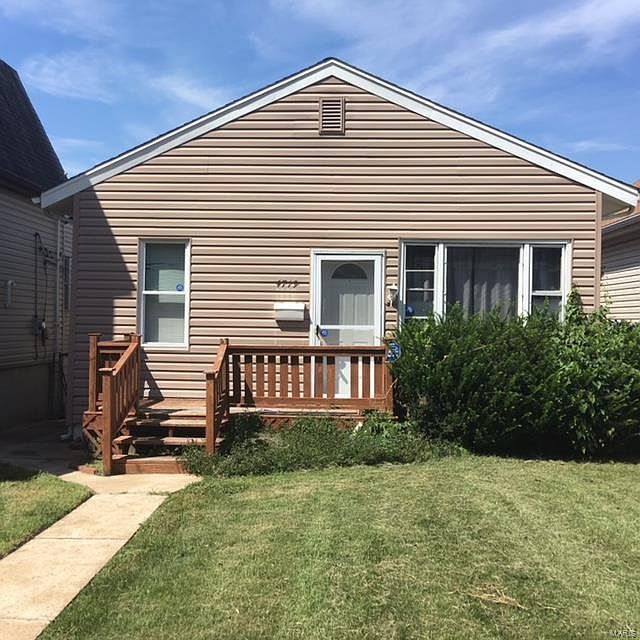 1st image of 4719 Varrelmann Ave