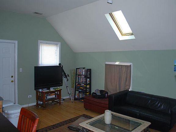 2nd image of 2518 N Campbell Ave APT 3P