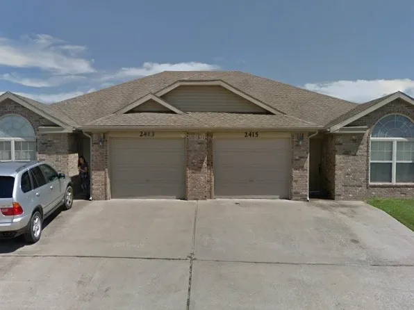 2413 & 2415 S Rill St, Rogers, AR 72758