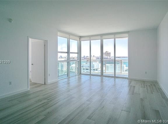 3rd image of 950 Brickell Bay Dr APT 2310