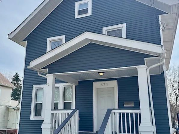 571 E Benton St, Aurora, IL 60505