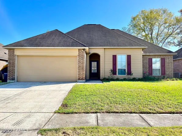 212 Northpointe Dr, Carencro, LA 70520