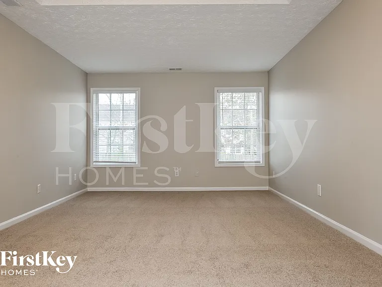 740 Winbrook Dr — Photo 12