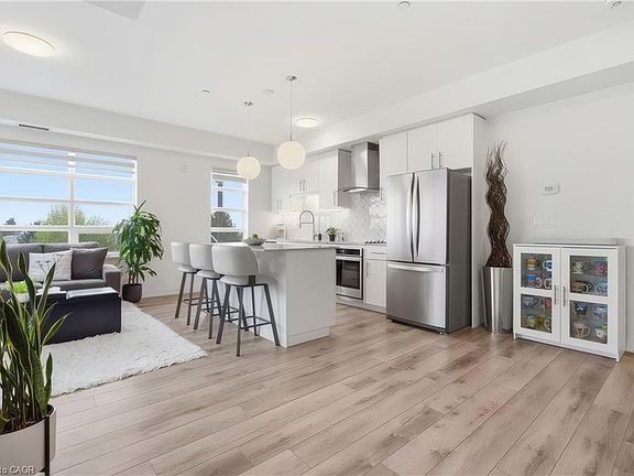 5th image of 251 Northfield Dr E #312