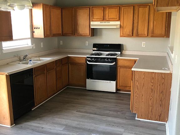 5th image of 20216 E 42nd St S