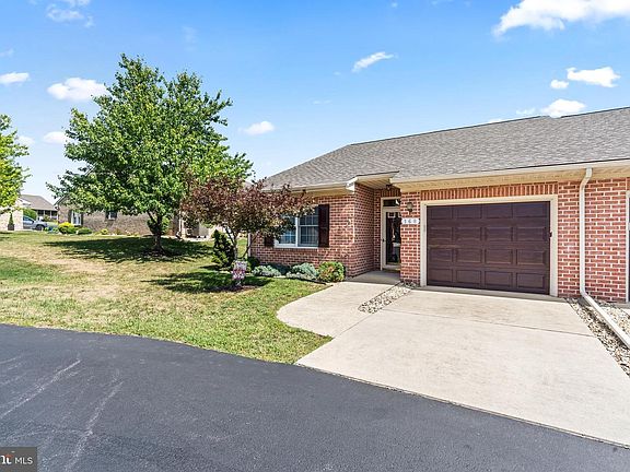 2nd image of 168 Sunbrook Ln #153