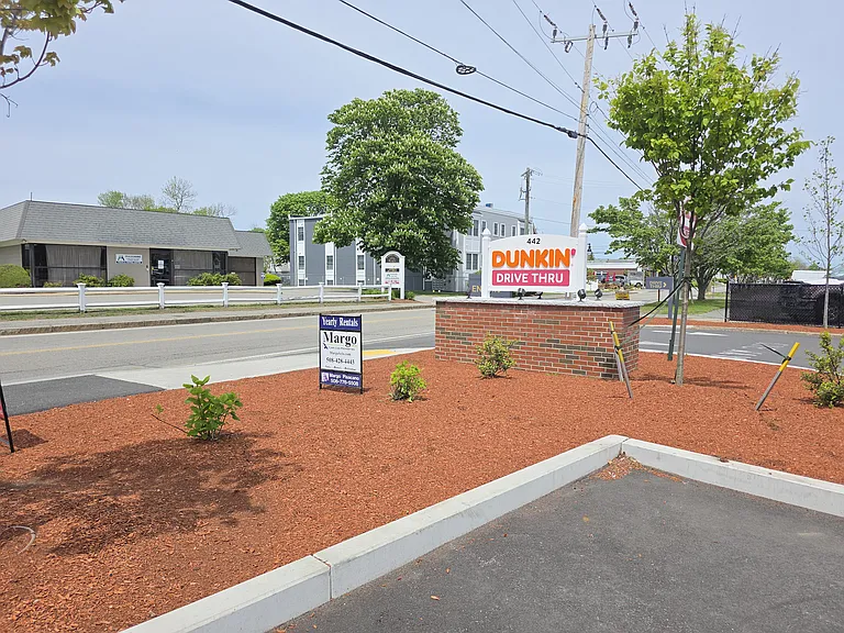 442 Main St #1 — Photo 17