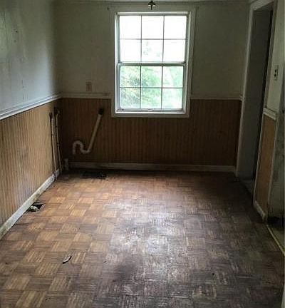 4th image of 331 Clemmer Dr
