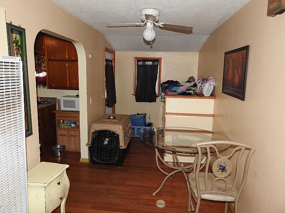 5th image of 260 N Pine St