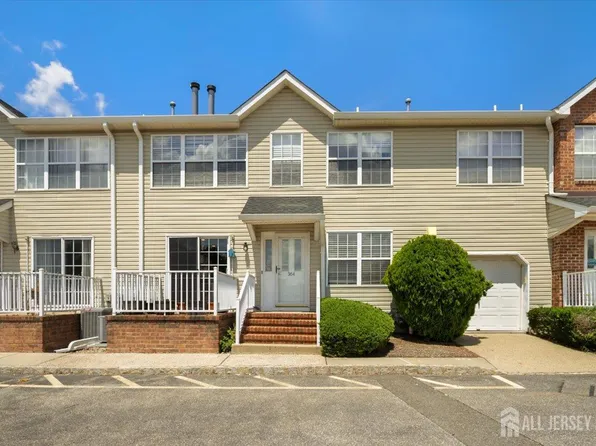 364 Bowler Ct, Piscataway, NJ 08854