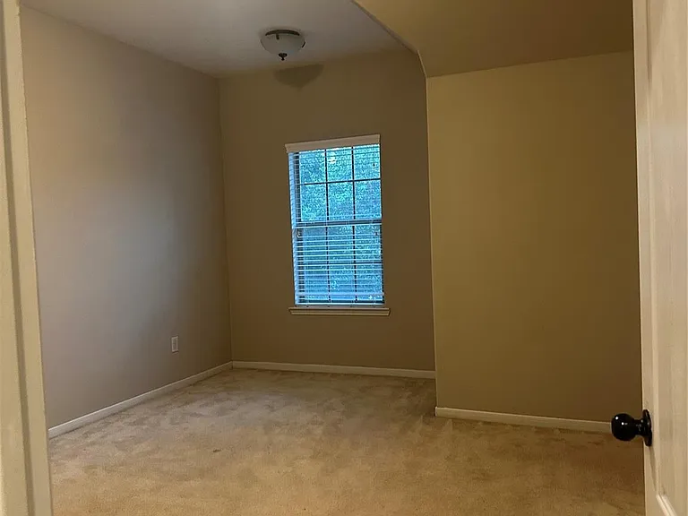 13915 Sawmill Run Ln — Photo 30