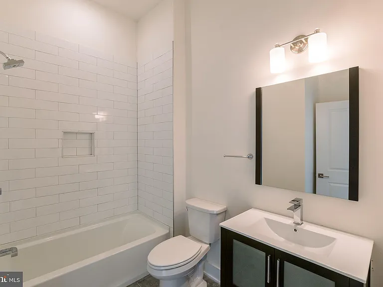 1129 Germantown Ave #4C — Photo 18