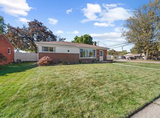 36650 Thinbark St, Wayne, MI 48184