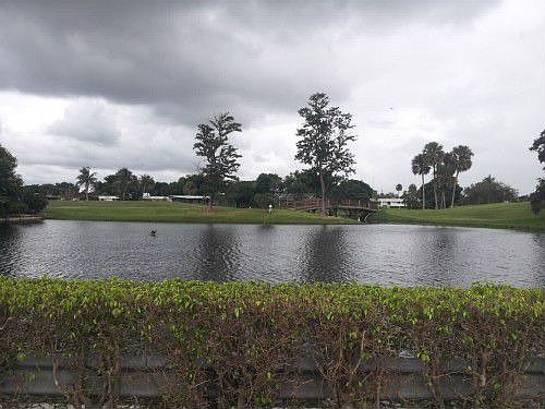 5th image of 5303 Banyan Ln