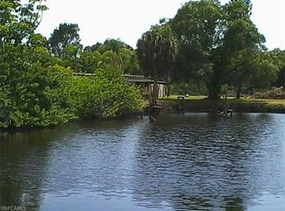 2276 Marina Park Dr, Fort Myers, FL 33905