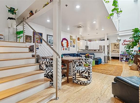 3rd image of 822 N Rampart St #204