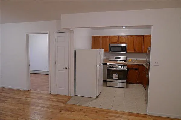 Rented by Voro NYC | media 41