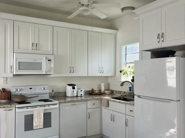 3605 Bauvais St #A, Metairie, LA 70001
