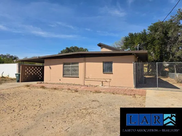 2108 Willow St, Laredo, TX 78043