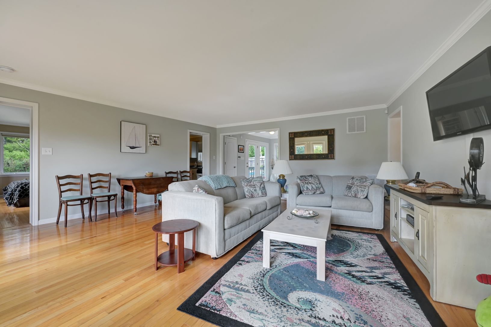  Second living area