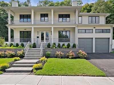 50 Lovett Rd, Newton Center, MA, 02459
