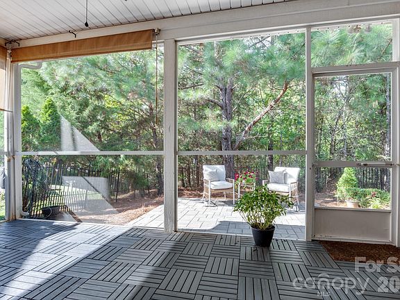 3rd image of 24526 Blue Heron Cir