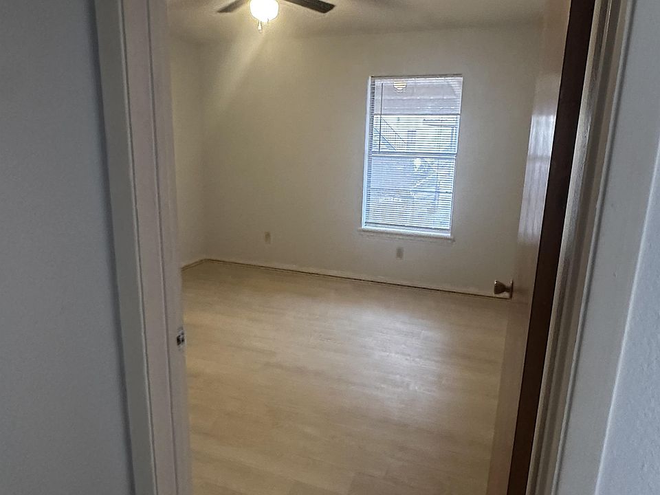 2nd image of 5500 N 15th St #11214291