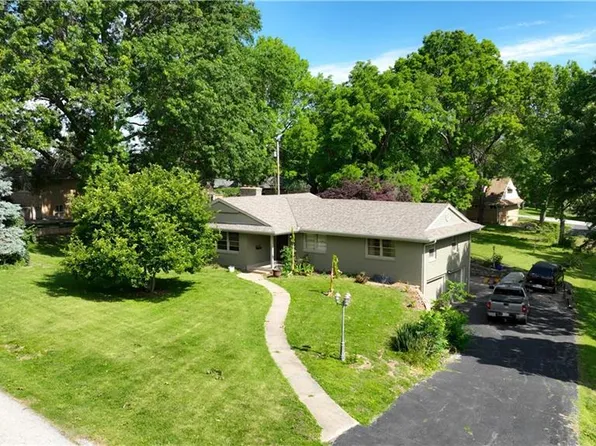 1208 W 36th Ter, Independence, MO 64055