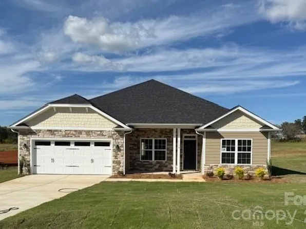 1130 Gardenia Dr #7, Mount Ulla, NC 28125