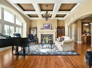 14221 Larsen St, Overland Park, KS 66221