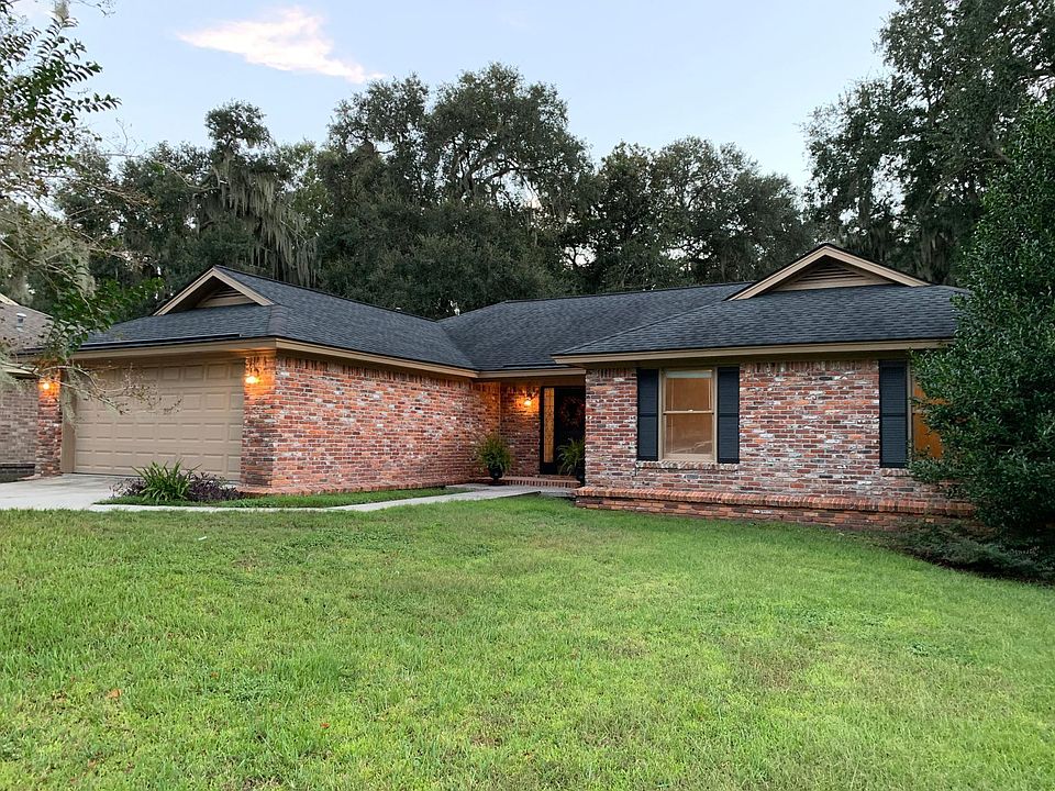 109 Remington Drive Street View