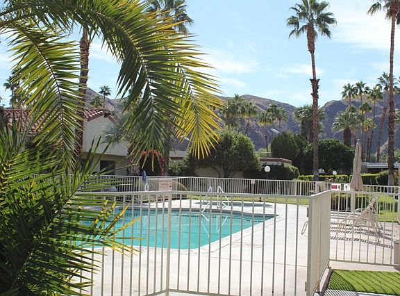 steps to this pool