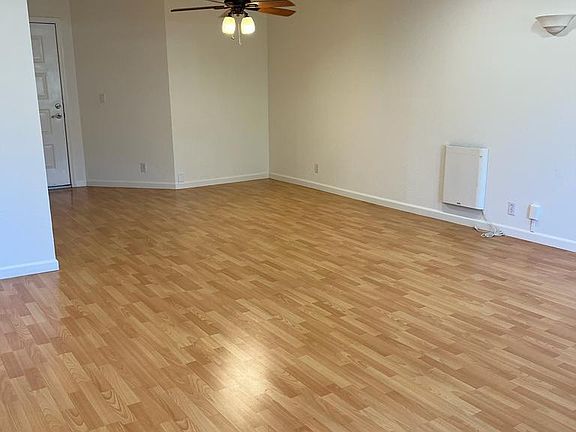 4th image of 47112 Warm Springs Blvd #0