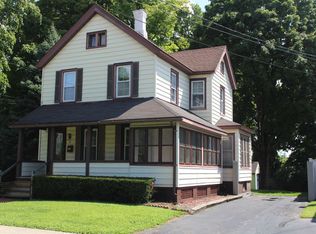 8 Fairmont Ave, Poughkeepsie, NY 12603