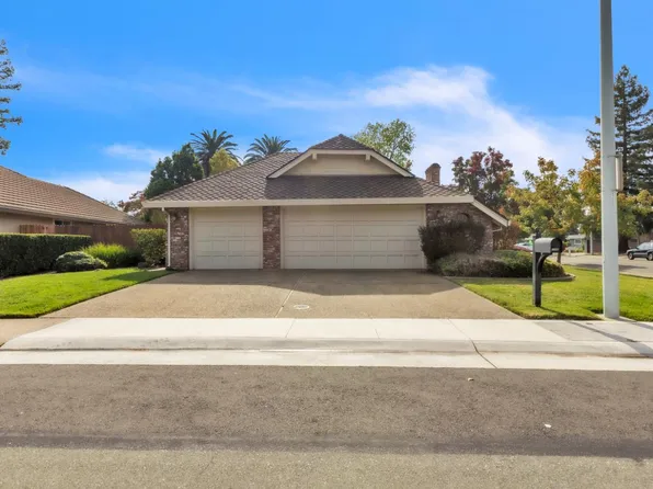 1046 Kensington Dr, Roseville, CA 95661