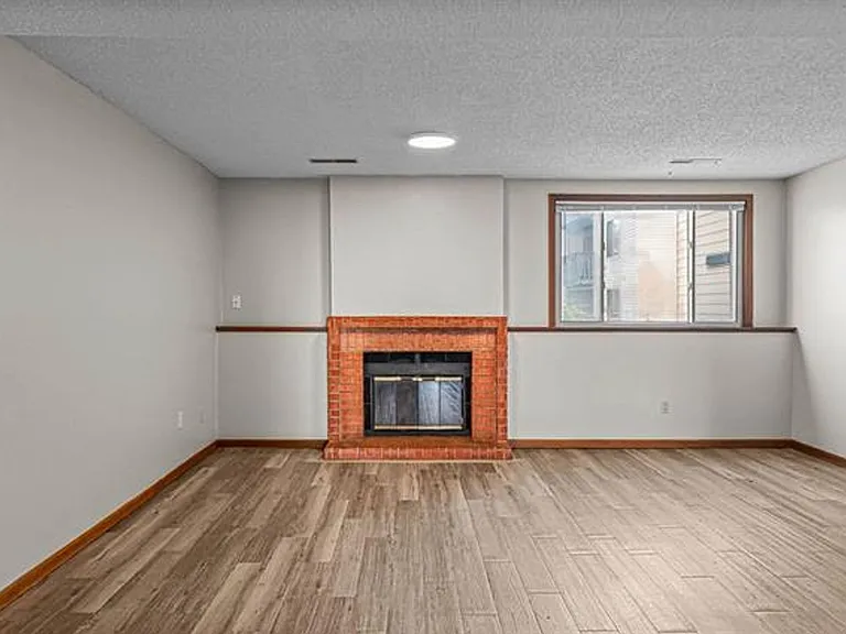 942 23rd Avenue Pl #1 — Photo 5