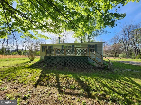 154-158 Journeys End Ln, Augusta, WV 26704